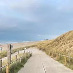 Amstel Beachhouse Egmond Aan Zee, 50m From The Beach! Lejlighed Egmond aan Zee